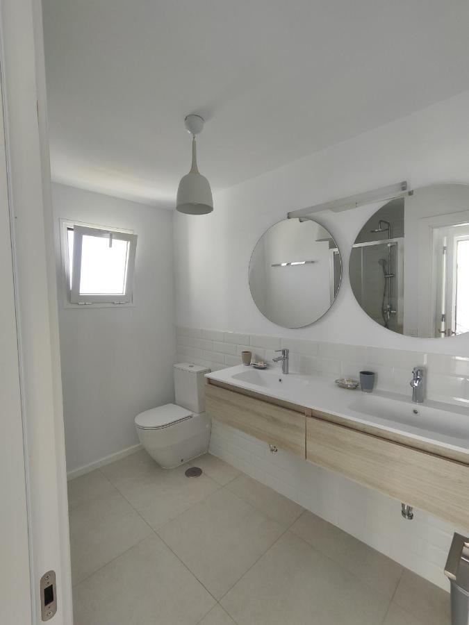Villa Perla Blanca En Playa Blanca Exteriör bild