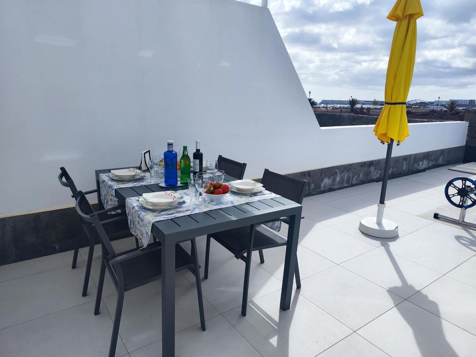 Villa Perla Blanca En Playa Blanca Exteriör bild